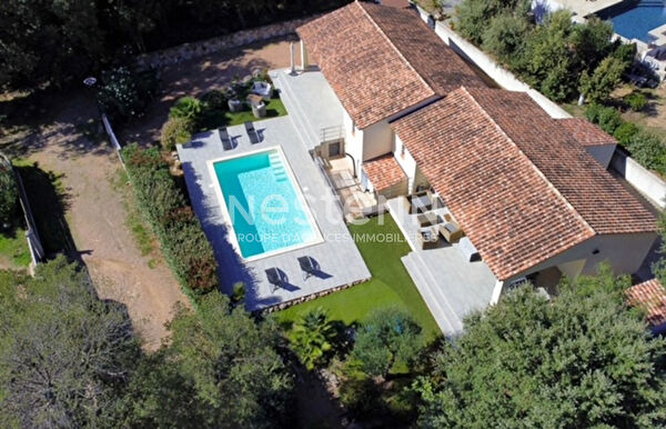Vente maison piscine à Afa (20167)
