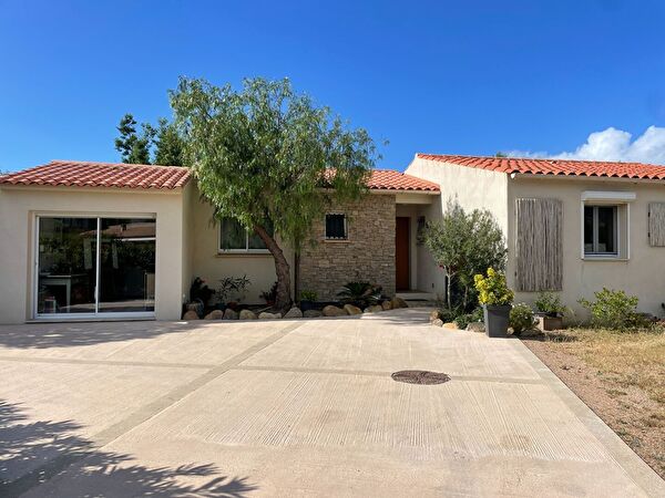 Vente par agence immobiliere à Lecci (20137)