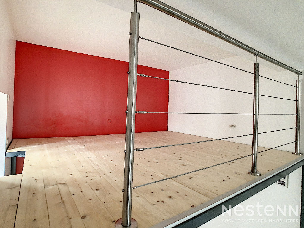FONTAINES SUR SAÔNE - F2 -MEUBLÉ - 1 CHAMBRE +1 MEZZANINE