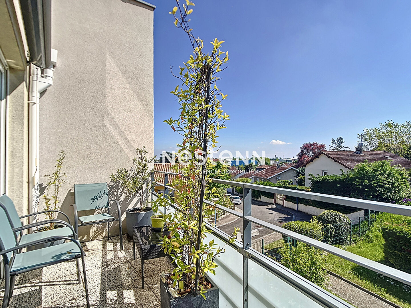 APPARTEMENT SATHONAY CAMP 3 PIECES 2 CHAMBRES AVEC BALCON ET GARGE BOX FERMÉ