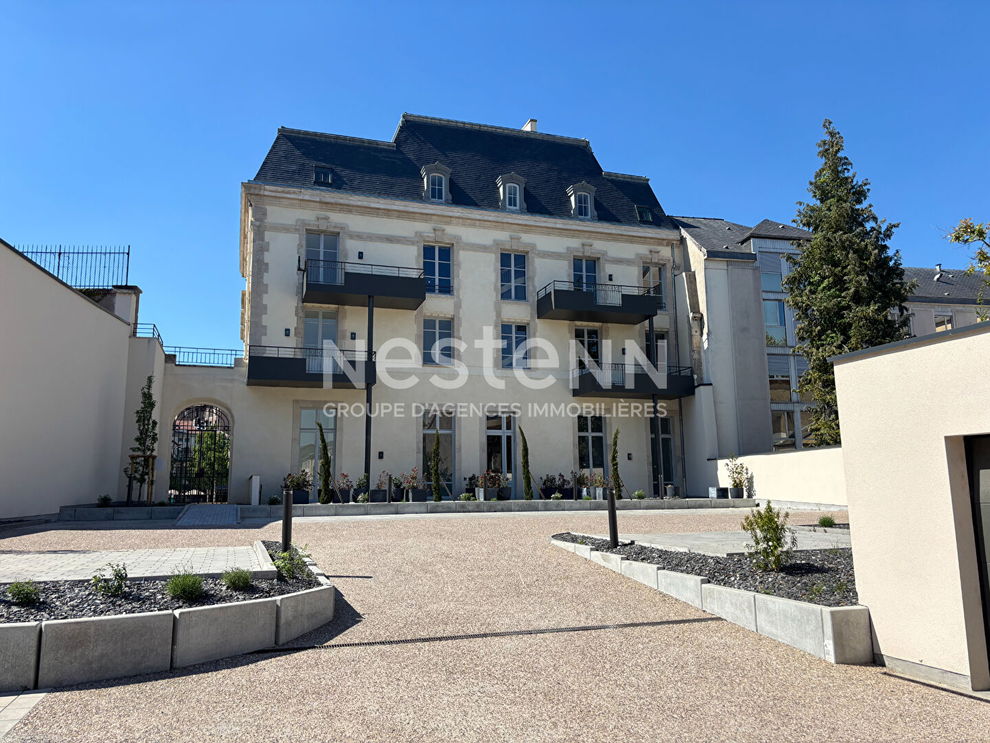 Appartement - Terrasse - Places de parking - Banque de France VERDUN
