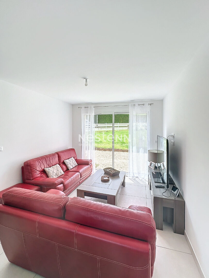 PLAIN PIED - MODERNE - LUMINEUX - 2 CHAMBRES - GARAGE -  JARDIN - SANS TRAVAUX -