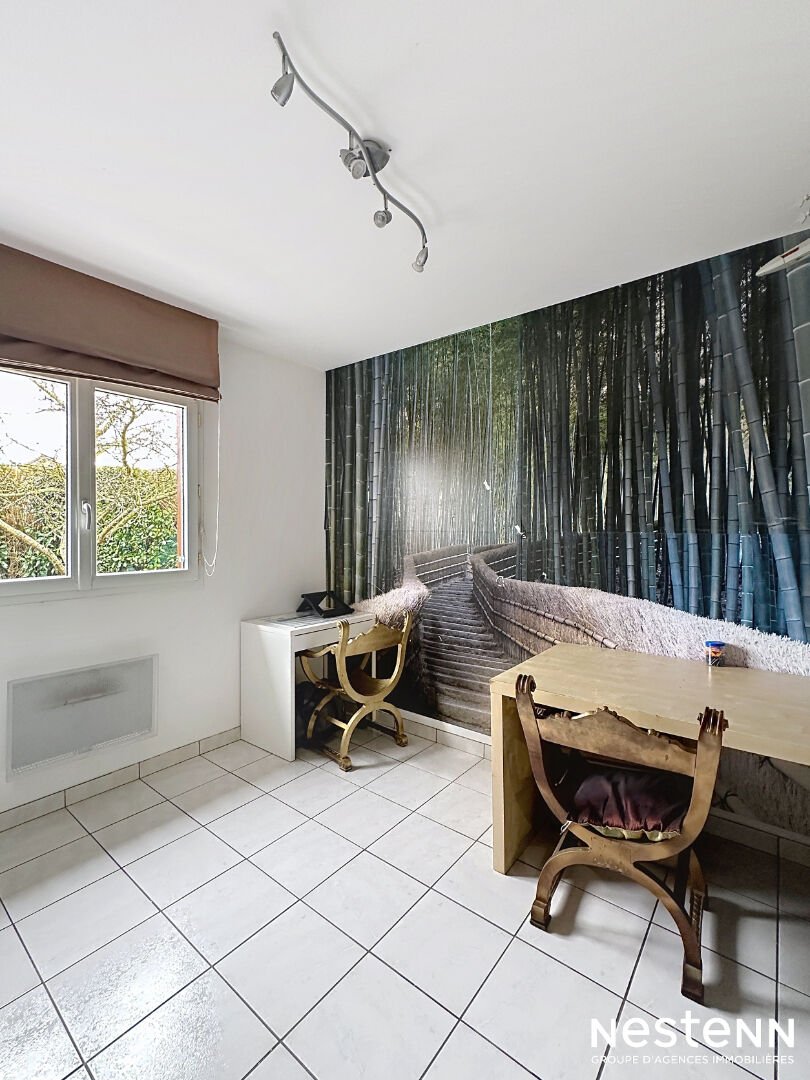 Maison en bois de charme avec piscine et grand jardin à Aubevoye