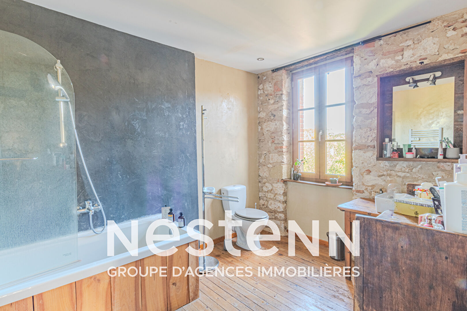 Maison de village en pierre à 16 min d'Albi 2 chambres jardin dépendances