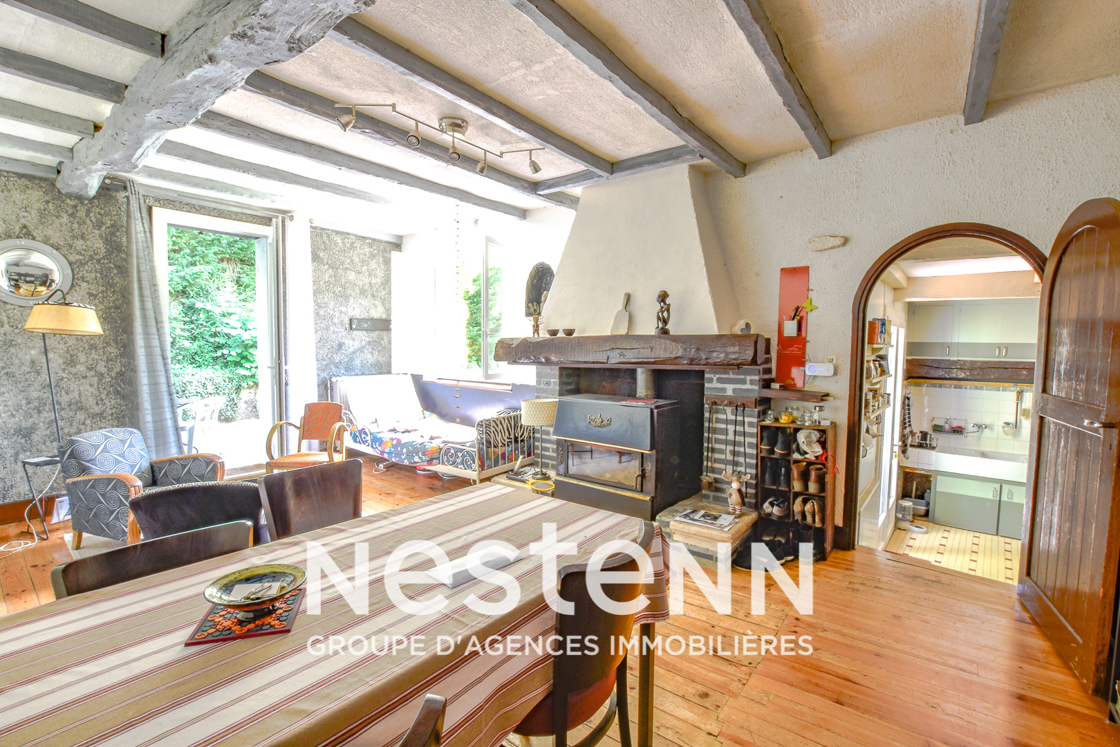 Maison à 10 minutes au sud d'Albi 7 pièces 4 chambres avec jardin et parcelles boisées
