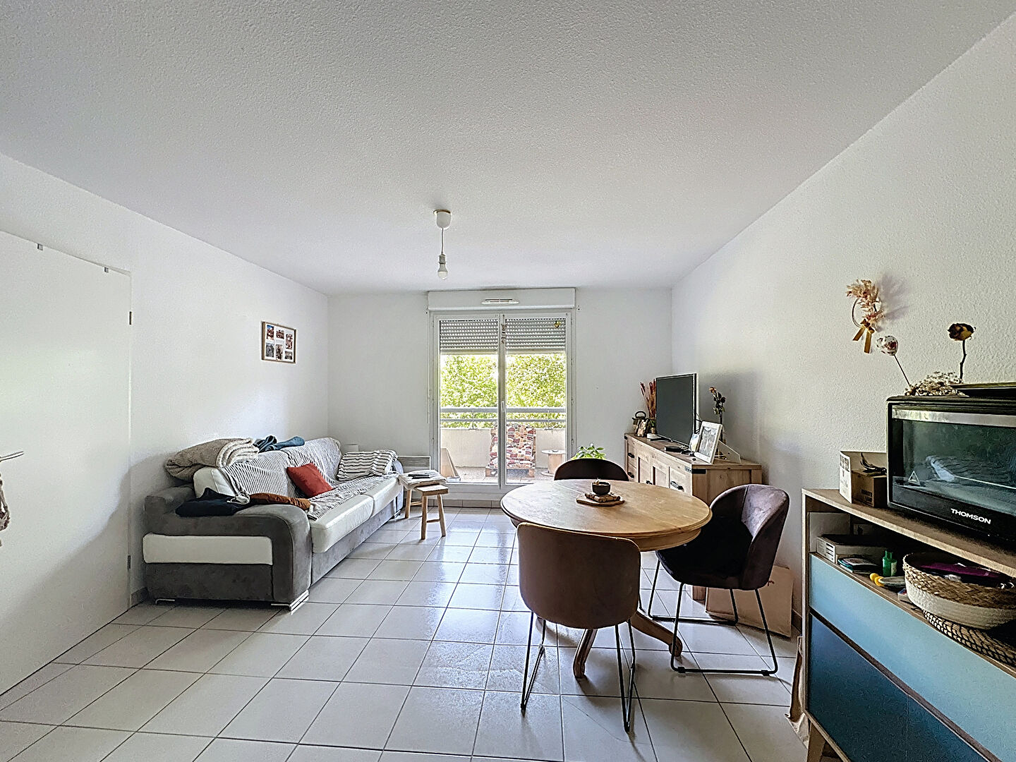 A vendre Appartement Auch 2 pièces 39.08 m2 rez de chaussée avec balcon et parking