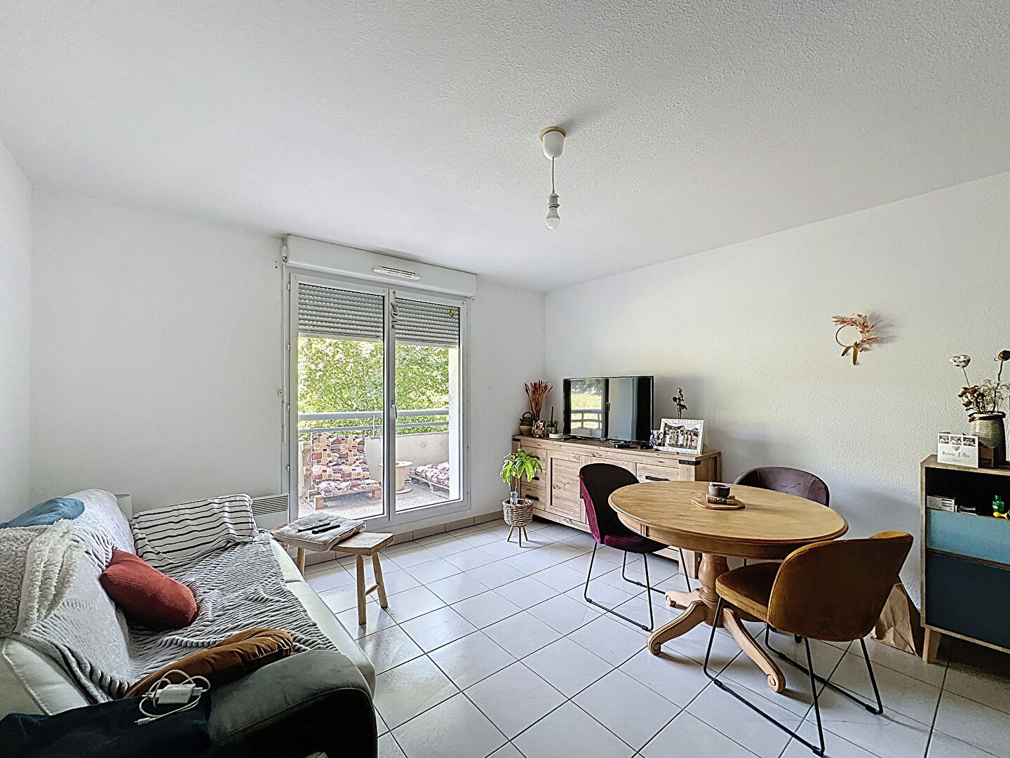 A vendre Appartement Auch 2 pièces 39.08 m2 rez de chaussée avec balcon et parking