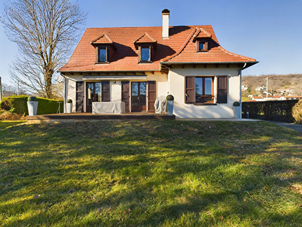 Vente par agence immobiliere à Bort les orgues (19110)