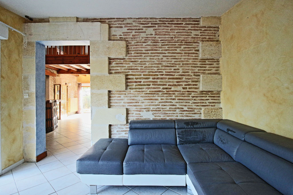 Ancien chais rénové - 243 m² - 8 pièces - 4 chambres