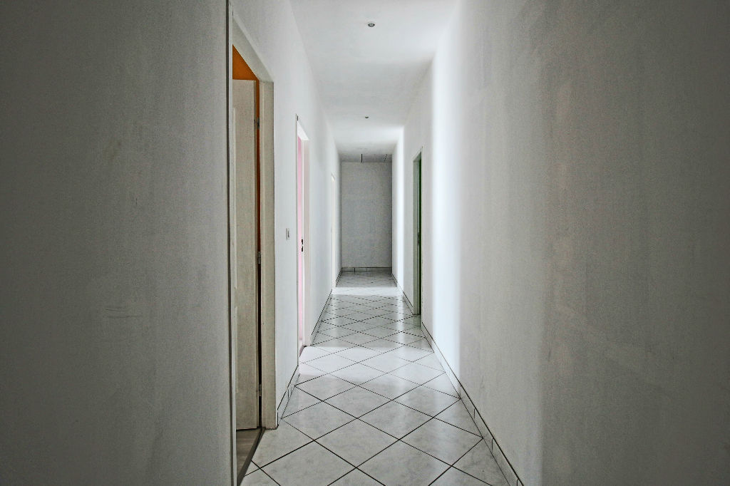 Ancien chais rénové - 243 m² - 8 pièces - 4 chambres