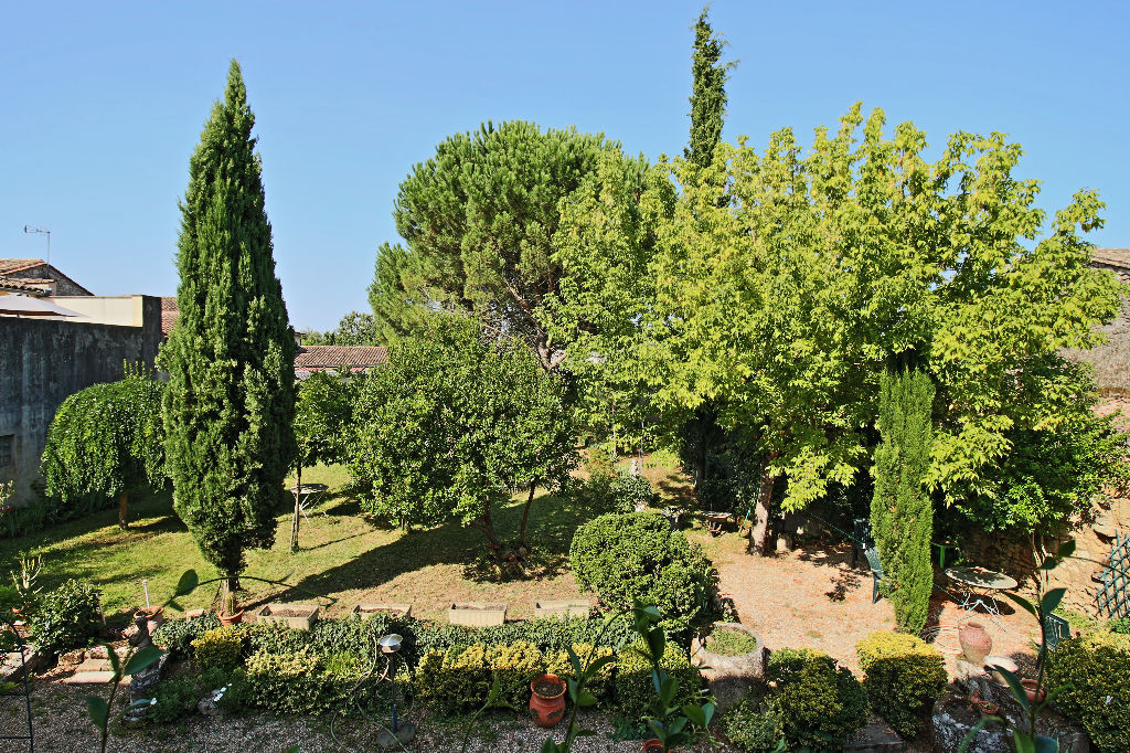 Maison bourgeoise 5 chambres avec grand jardin arboré
