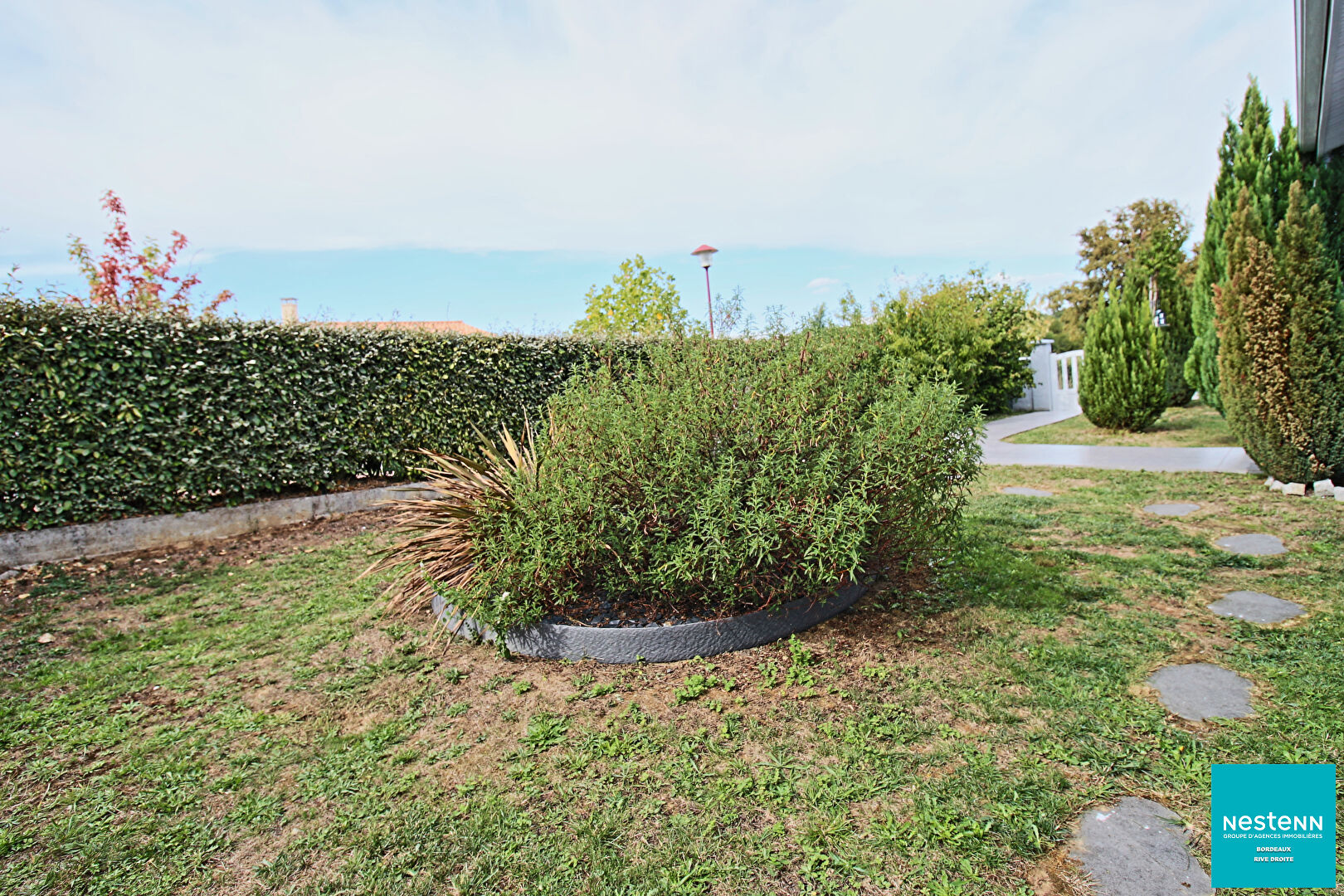 Maison 3 chambres avec jardin arboré