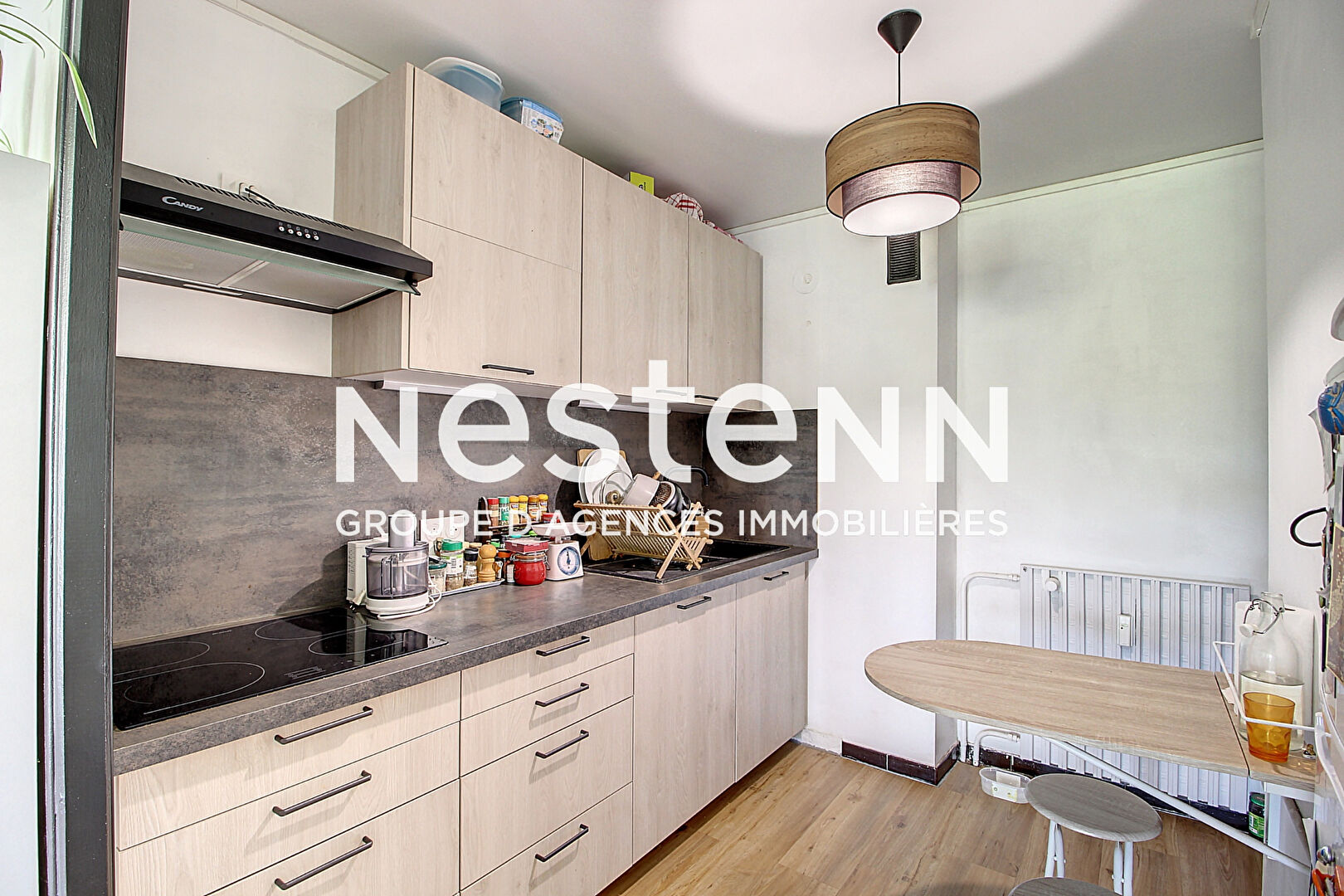 Appartement 2 pièces Dernier étage avec Garage Lessivas - 69500 BRON