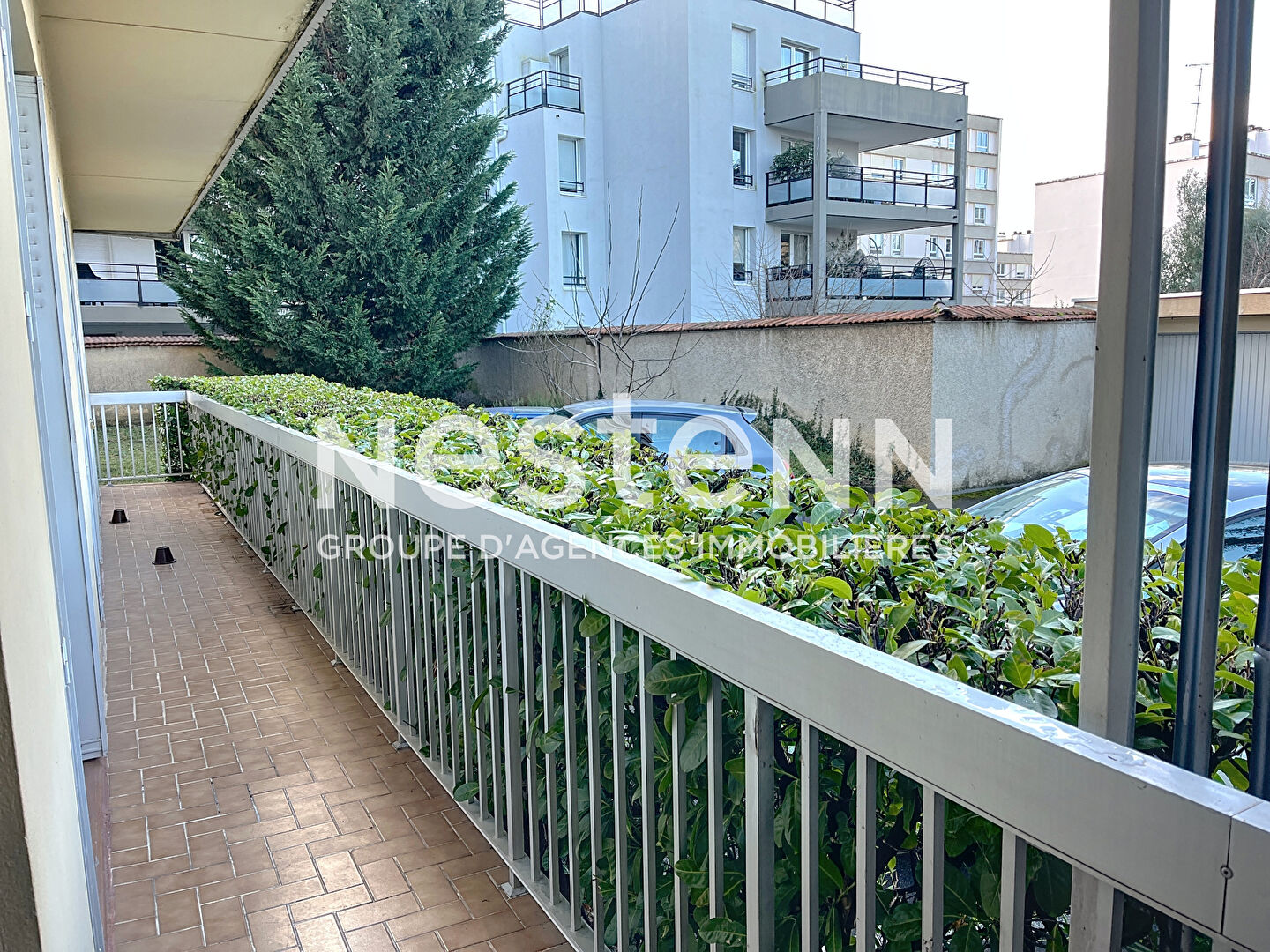 Grand Appartement 3 Pièces Traversant avec Cave Secteur Pagère - 69500 BRON