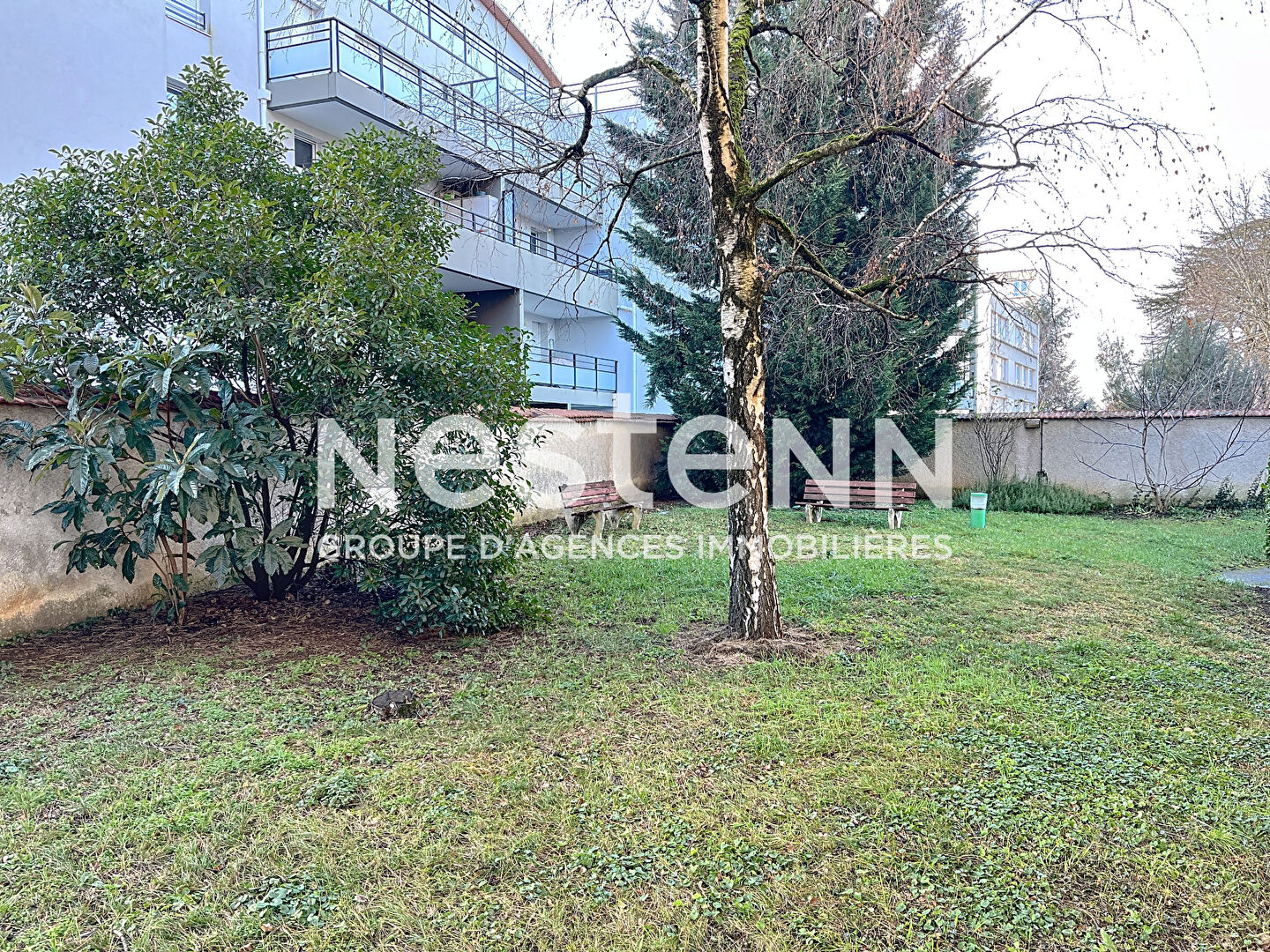 Grand Appartement 3 Pièces Traversant avec Cave Secteur Pagère - 69500 BRON
