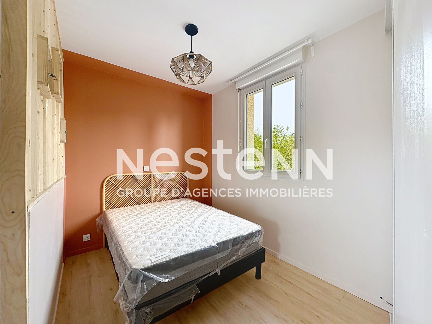 Studio Meublé dans une maison aux Essarts - 69500 BRON