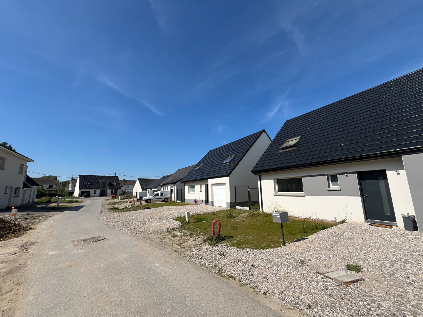 Terrain constructible de 304 m2 situé dans un lotissement récent à CALAIS