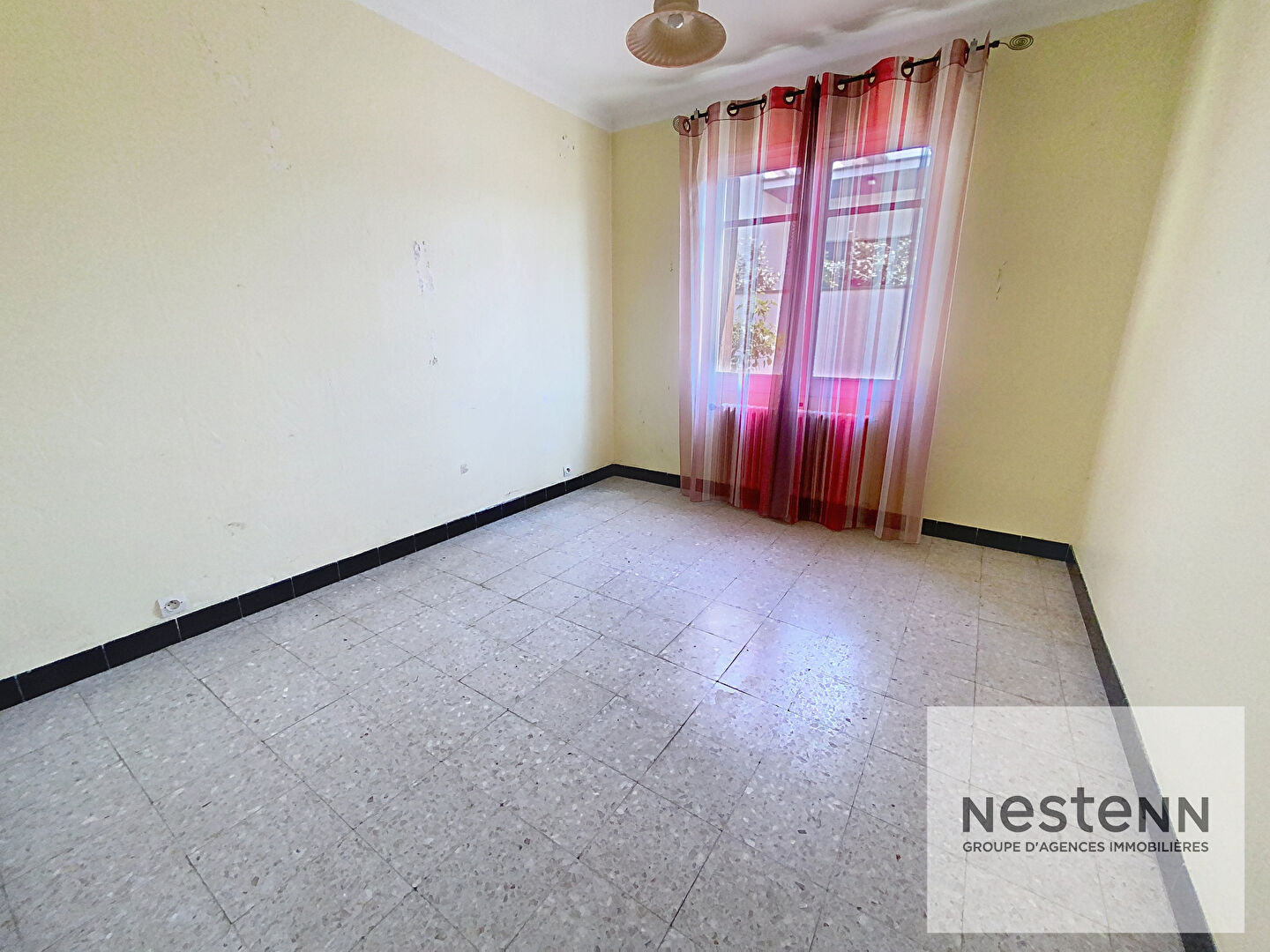 Castelnau le Lez - Villa de 84 M2 en plain-pied avec fort potentiel sur un terrain de 700 M2 ? Proche Tramway Ligne 2