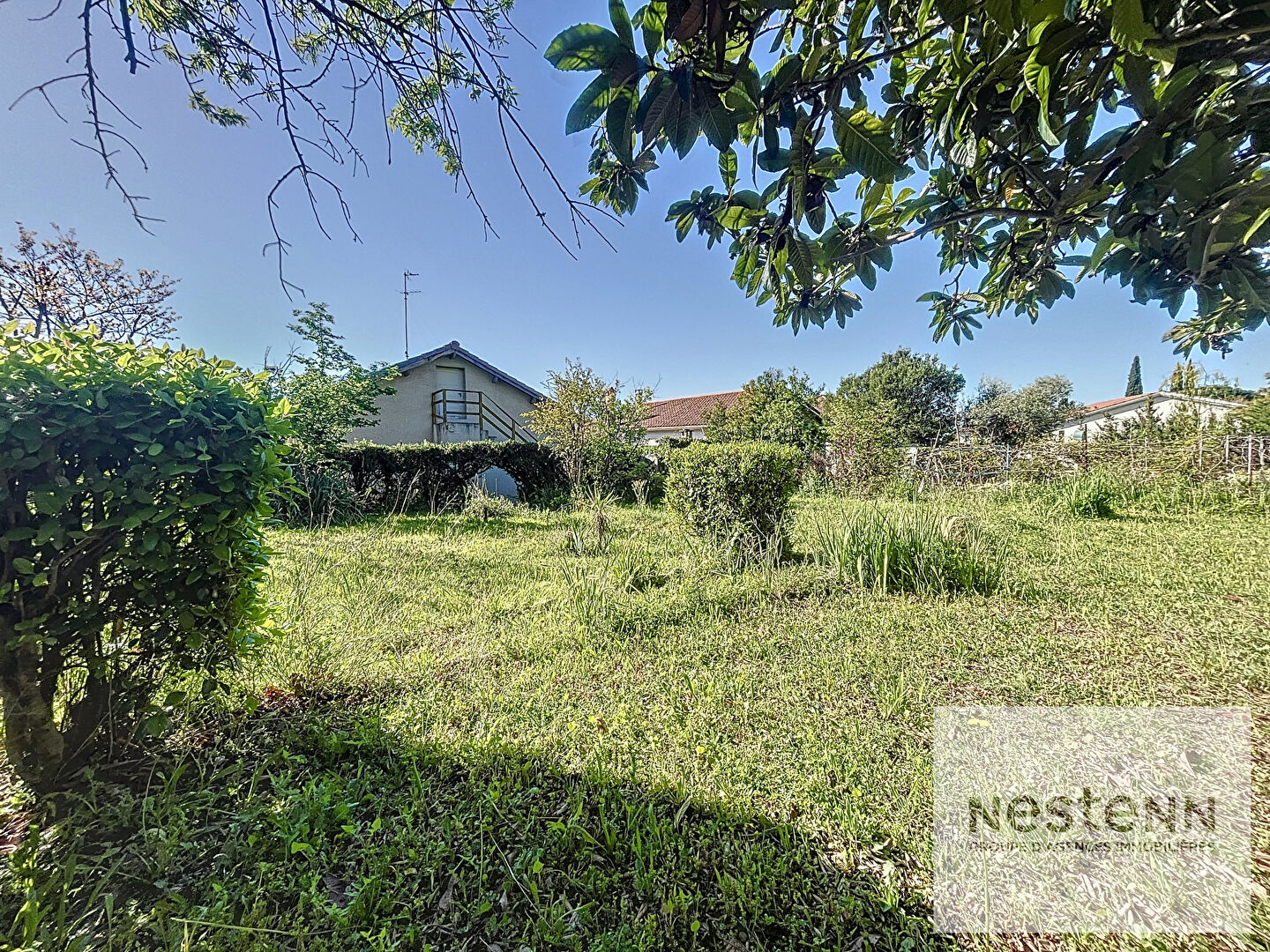Castelnau le Lez - Villa de 84 M2 en plain-pied avec fort potentiel sur un terrain de 700 M2 ? Proche Tramway Ligne 2