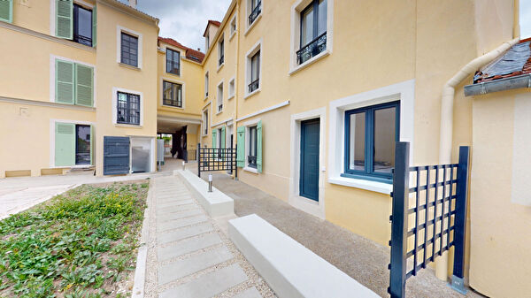 Vente par agence immobiliere à Louvigny (14111)