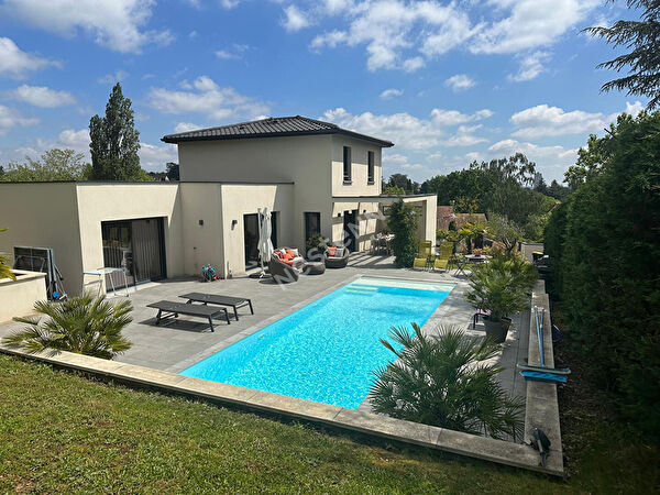Vente par agence immobiliere à Ecully (69130)