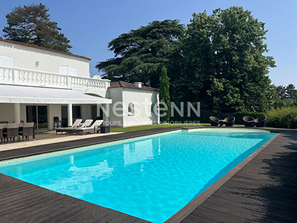 Vente par agence immobiliere à Ecully (69130)