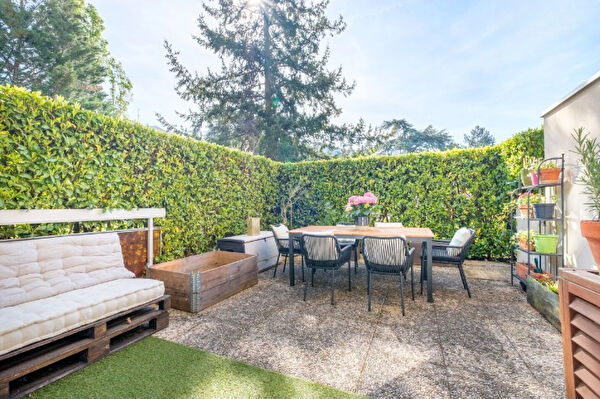 Vente par agence immobiliere à Ste foy les lyon (69110)
