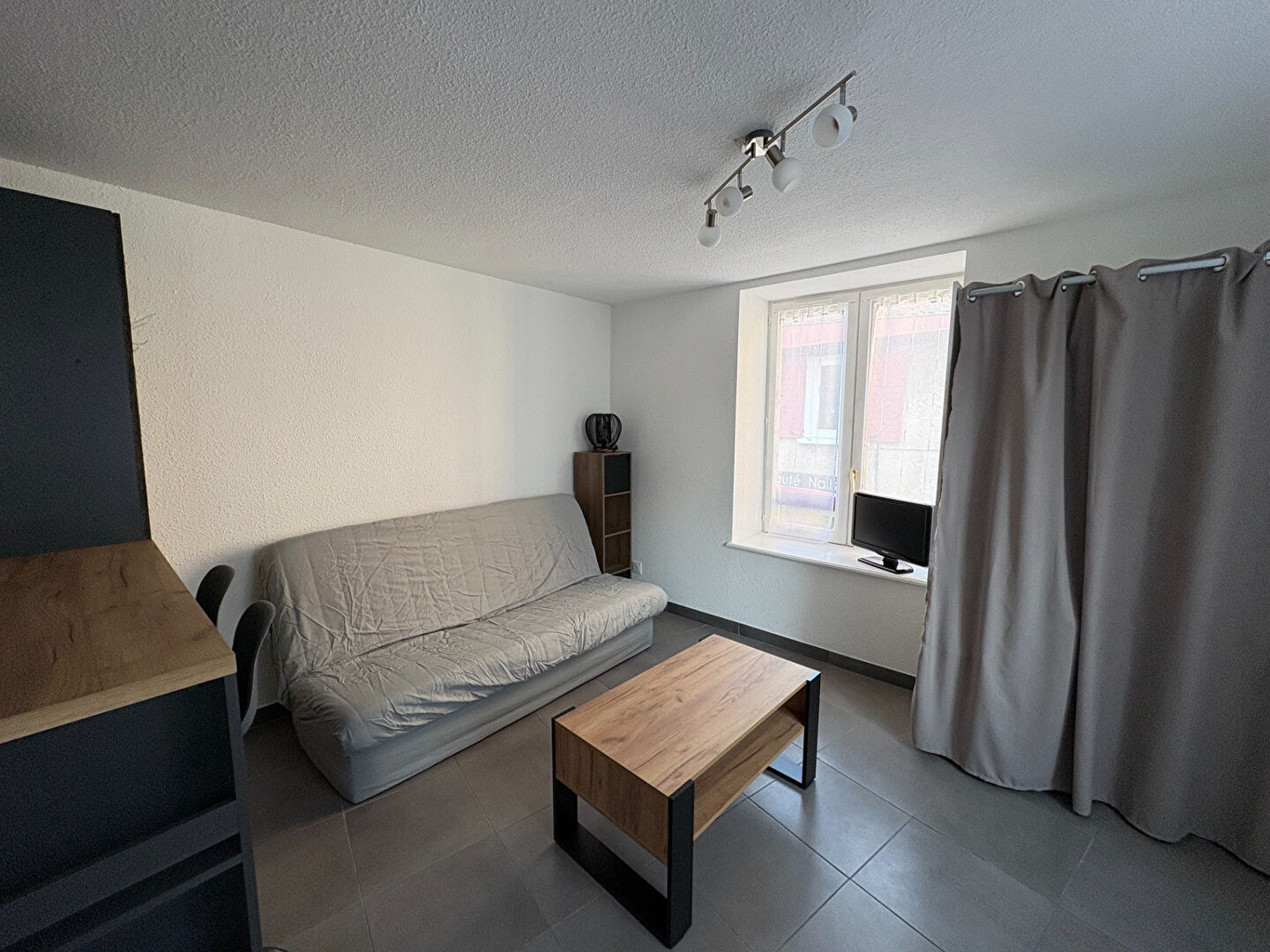 Charmant studio meublé de 19?m²  au centre du village