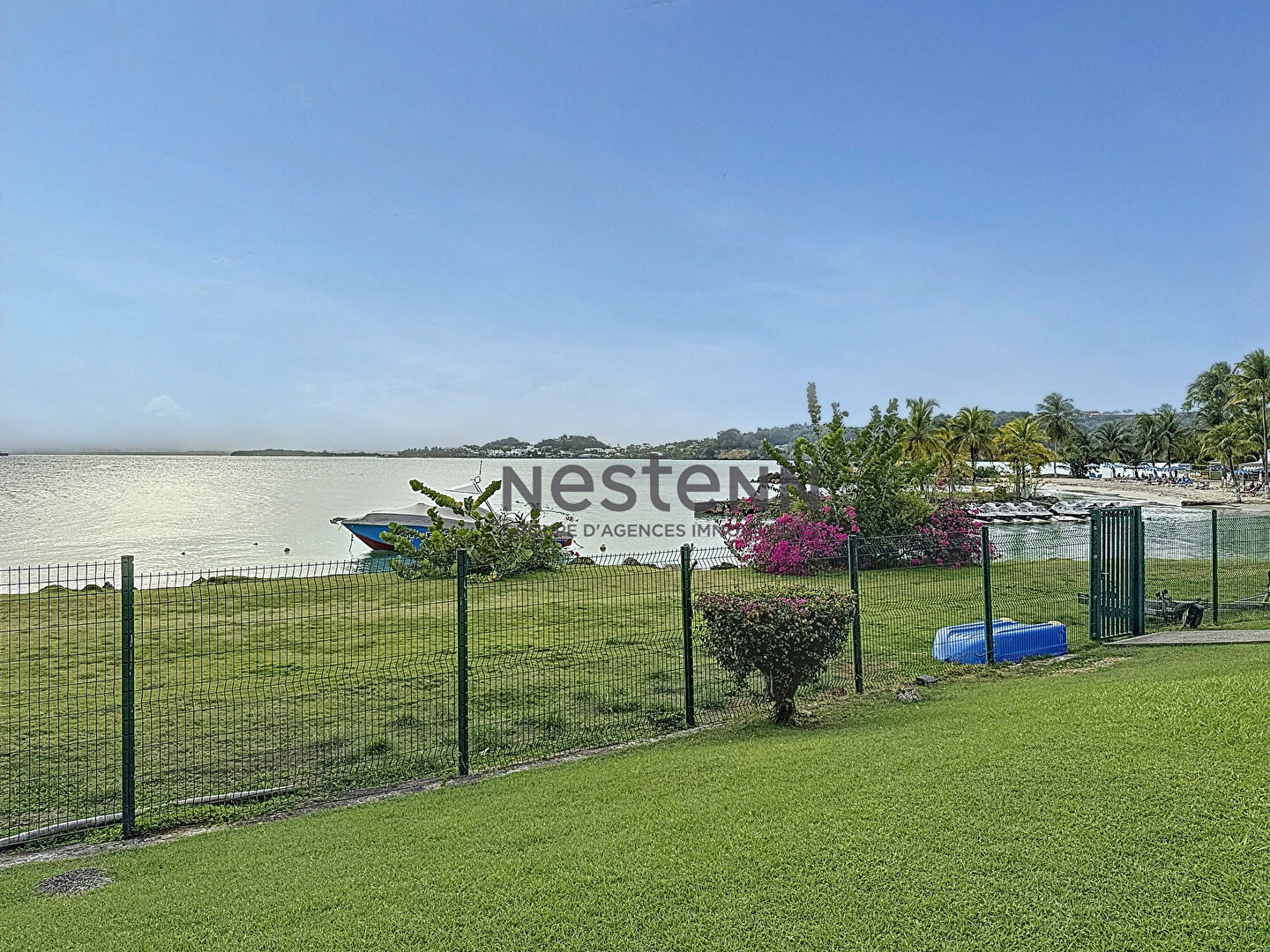A vendre studio vue mer, meublé de 33m2 refait à Neuf au Gosier