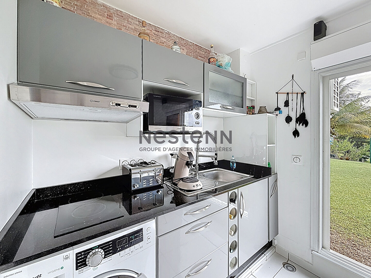A vendre studio vue mer, meublé de 33m2 refait à Neuf au Gosier