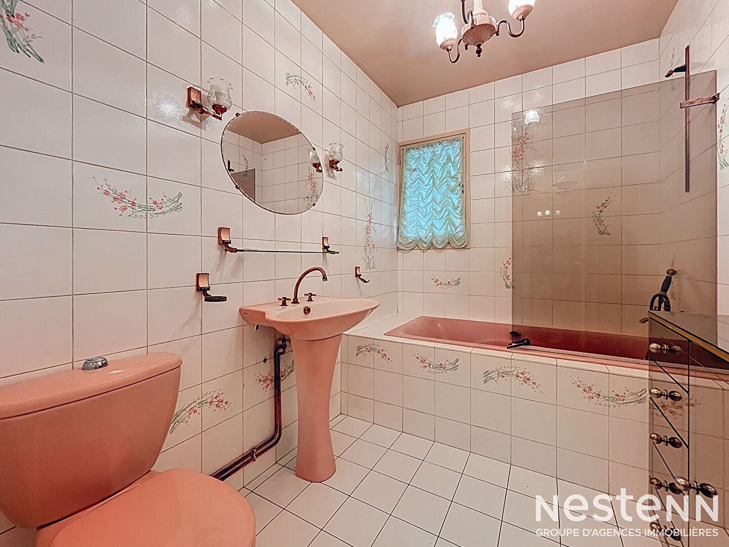 Maison indépendante de plain-pied à vendre sur la commune de L'Isle-Adam - 174m², 8 pièces dont 5 chambres