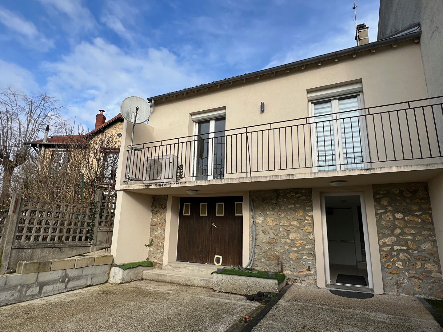 Charmante Maison de 75m2 à Meriel - 5 pièce(s), 3 chambres et sous-sol compris