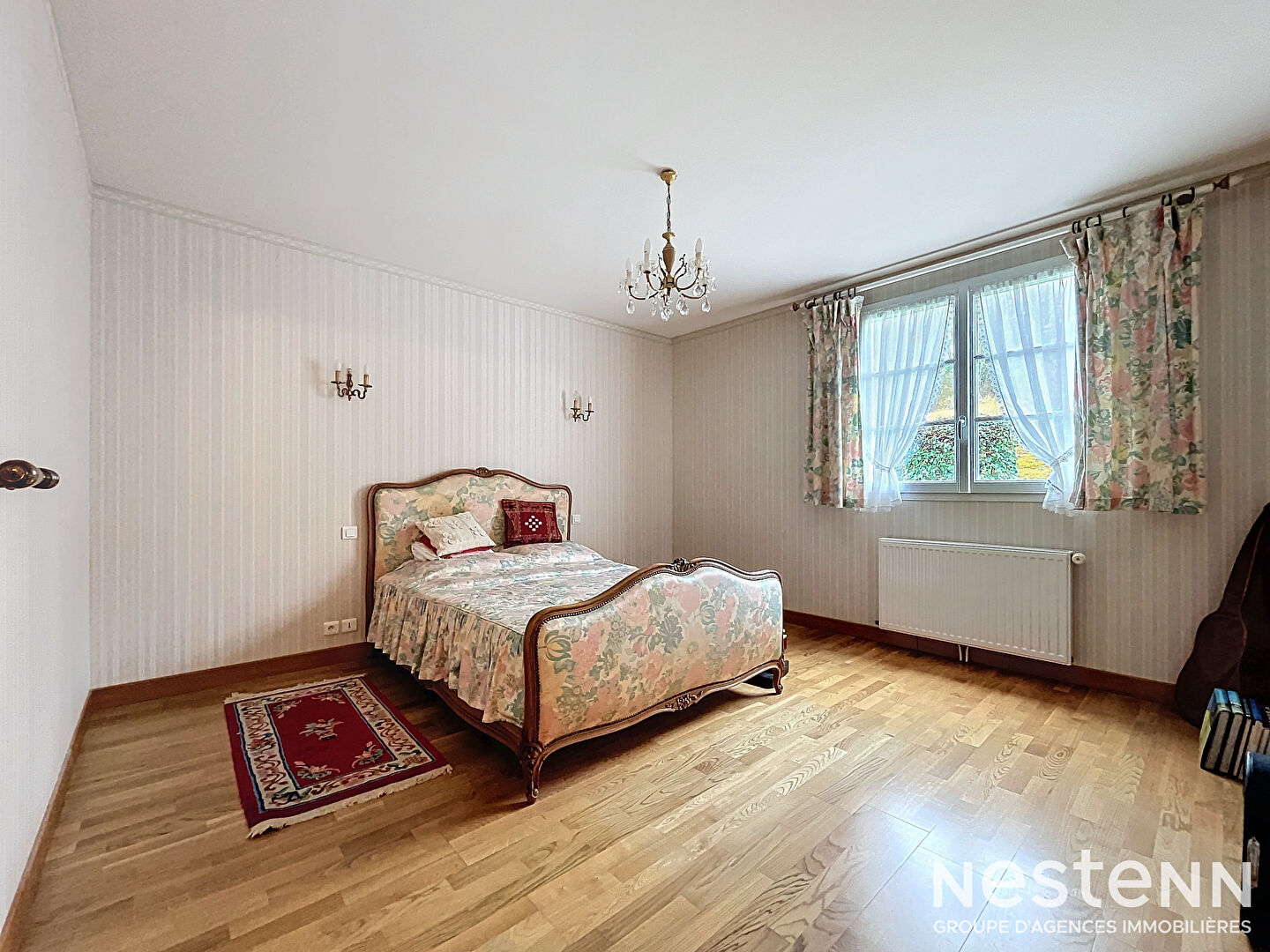 Maison à vendre à Parmain - Plain-pied, 7 pièces, 4 chambres - Terrain de 1445m²