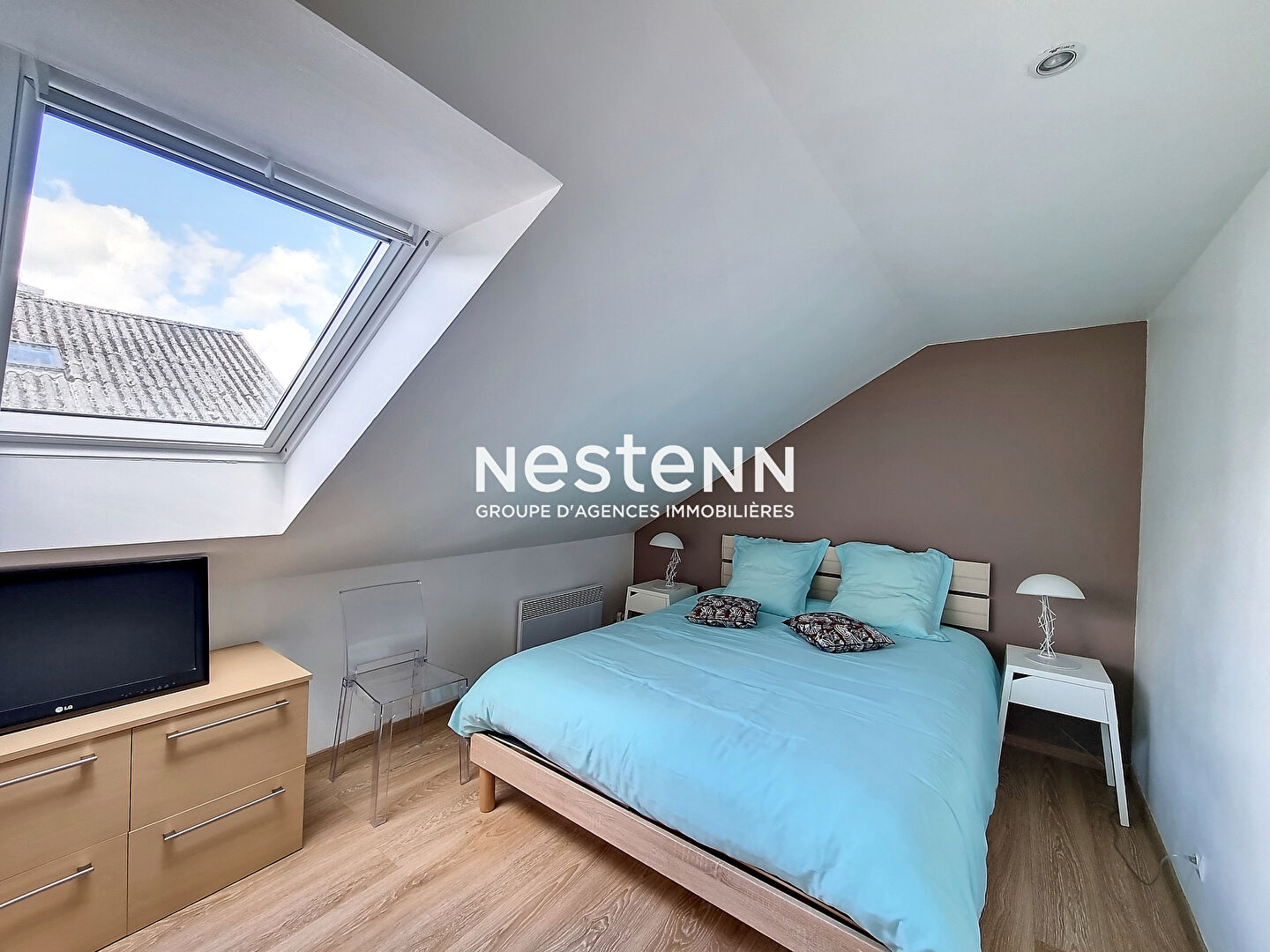 LANDERNEAU - Appartement  duplex aux prestations de qualité, 3 pièces, de 59.60 m2 en hyper centre, avec place de parking