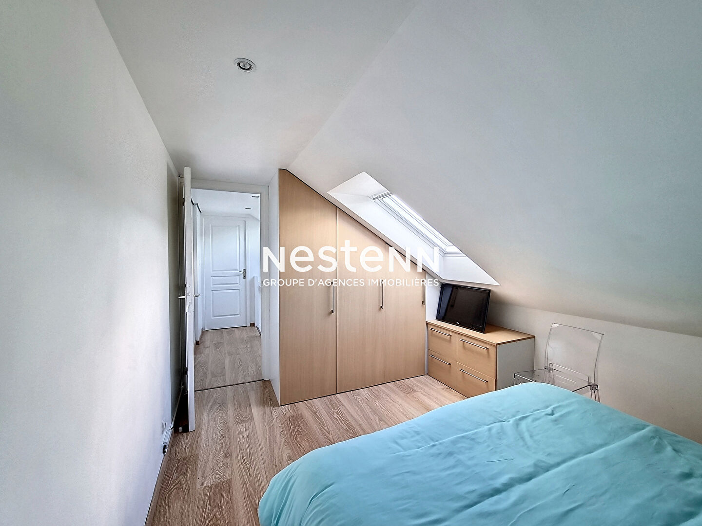 LANDERNEAU - Appartement  duplex aux prestations de qualité, 3 pièces, de 59.60 m2 en hyper centre, avec place de parking