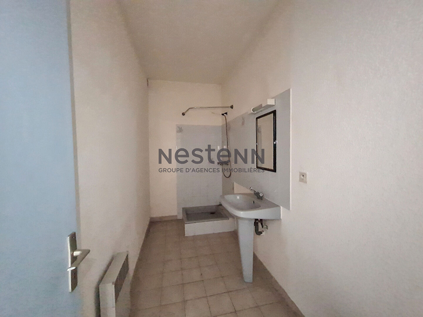 Appartement T2 Lunel  61 m2 à rénover