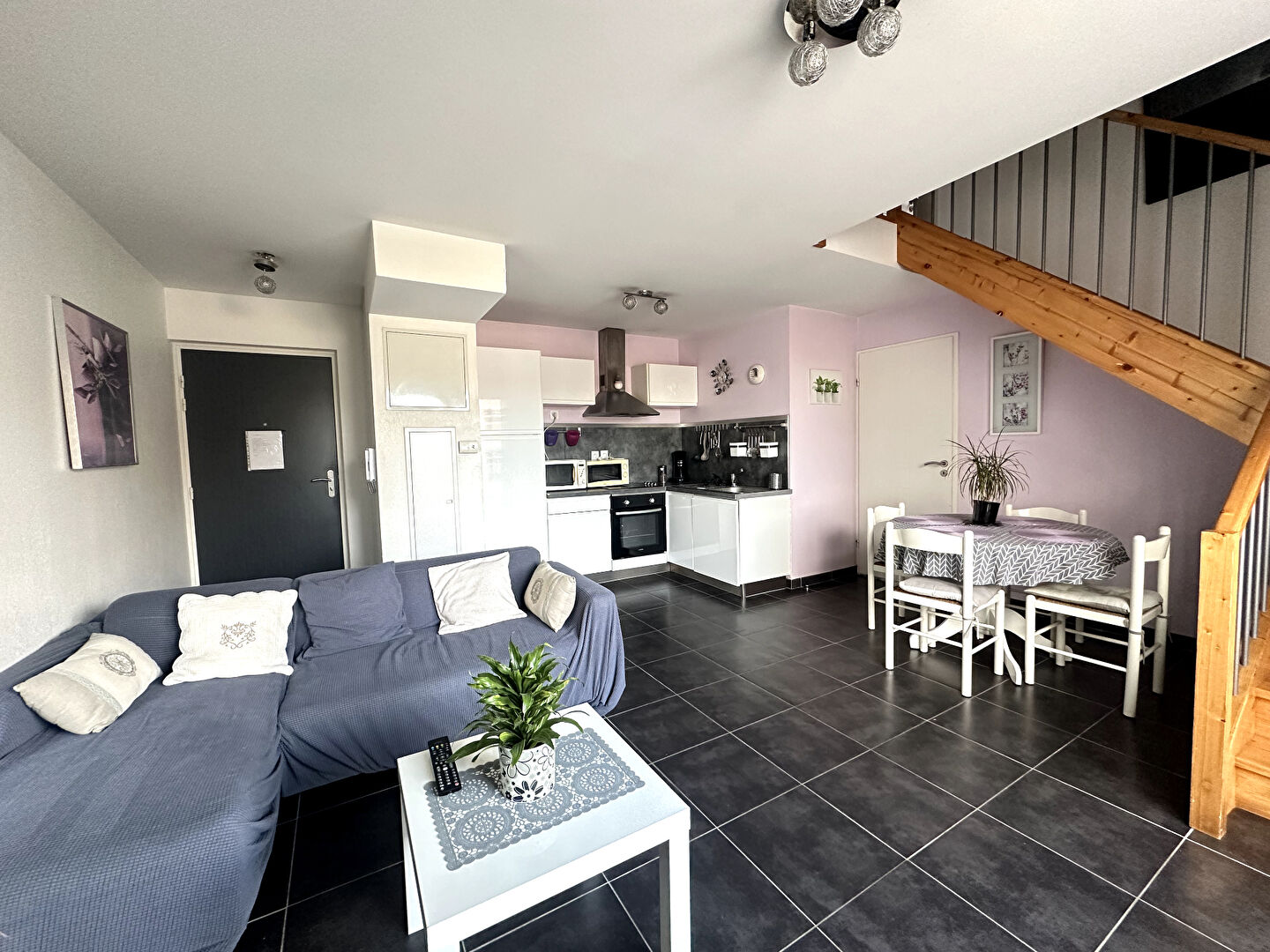 Appartement T3 avec terrasse et  parking à Lunel