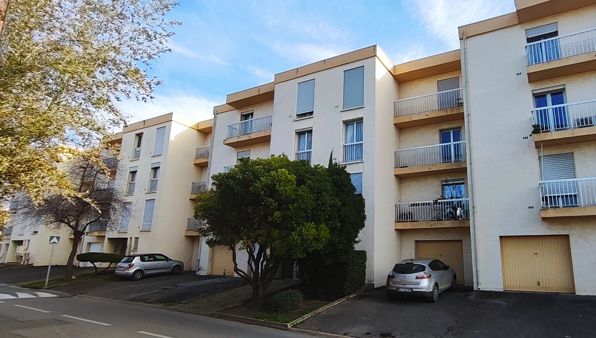 Appartement Lunel T3 de 75 m2 + Garage + Cave