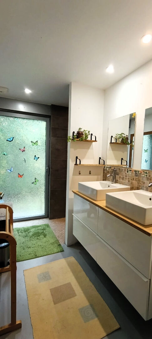 Maison d'architecte où design et nature se rencontrent