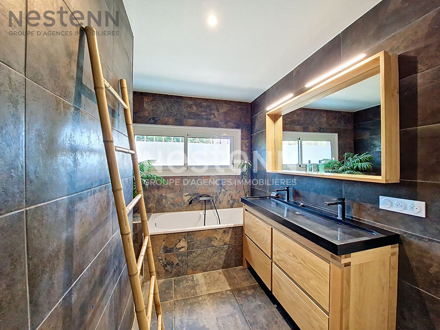 Maison  entièrement Rénovée7 pièces avec piscine