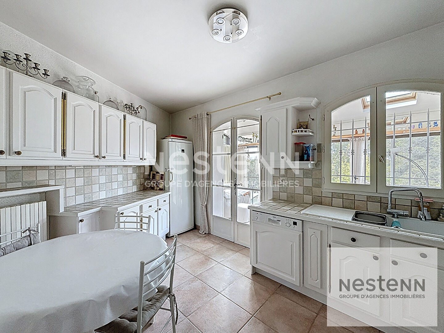 Belle maison familiale avec piscine et  vue imprenable