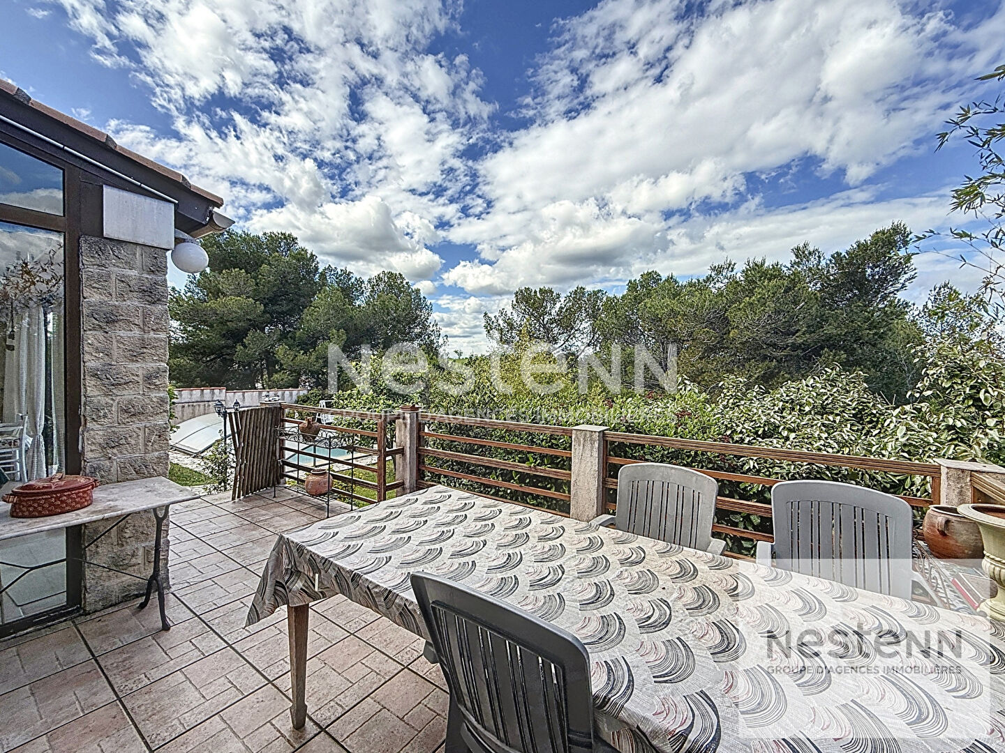 Belle maison familiale avec piscine et  vue imprenable