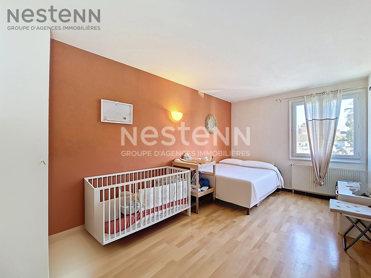 Charmant Appartement T3 Lunel 78 m2, garage et cave