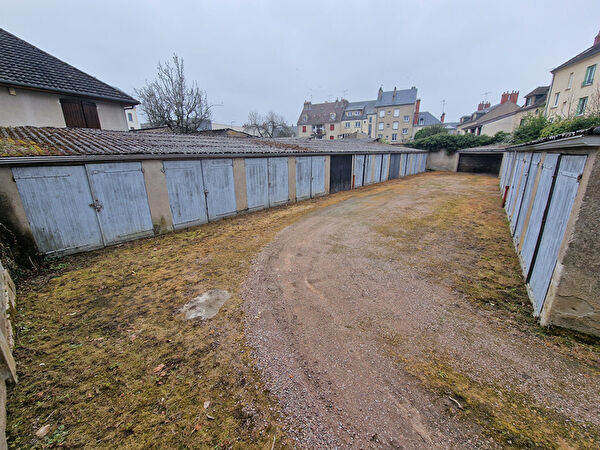 Vente par agence immobiliere à Nevers (58000)
