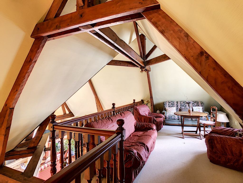 A VENDRE EXCIDEUIL :ISOLEE, AU CALME, JOLIE VUE, AVEC 3HA DE TERRAIN,