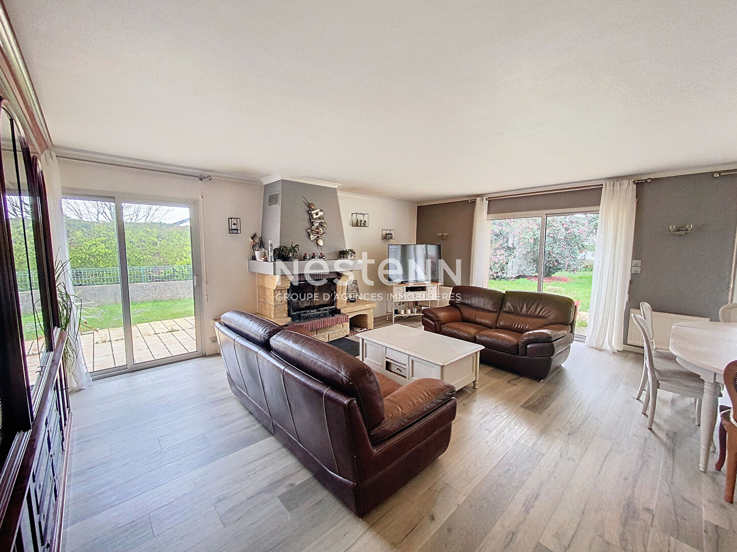 Maison traditionnelle 5 chambres avec vie de plain pied sur Baye