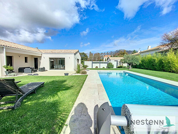Vente par agence immobiliere à Saujon (17600)