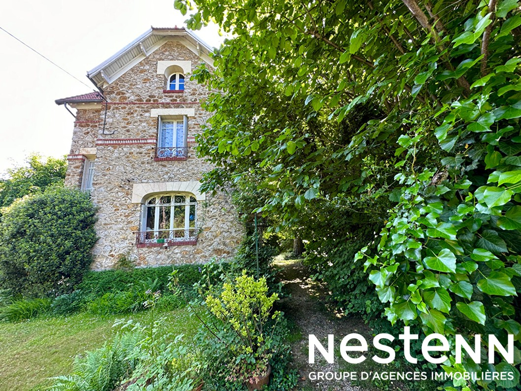 Charmante meulière de 6 pièces 4 chambres avec grand jardin à VILLEMOISSON SUR ORGE