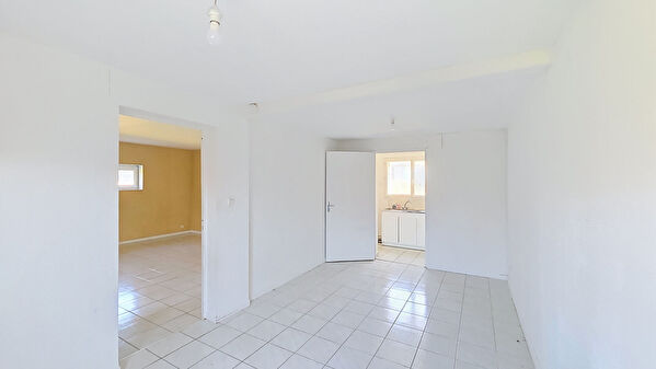 Vente par agence immobiliere à Saint sylvain d anjou (49480)