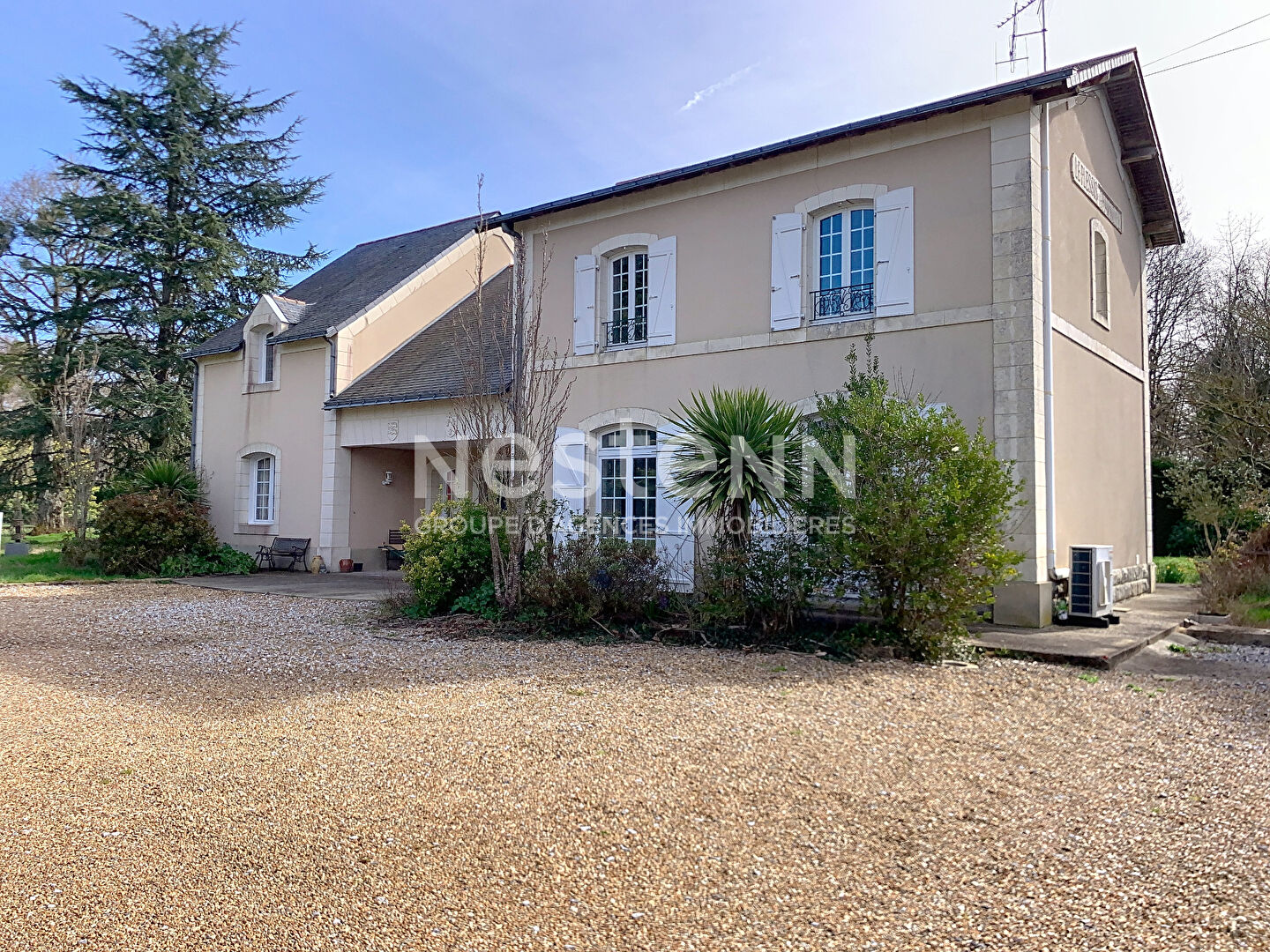 Maison Verrieres En Anjou - 5 chambres - 215 m2